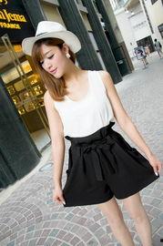 连体短裤 欧美视频网站,连体短裤引领时尚新潮流