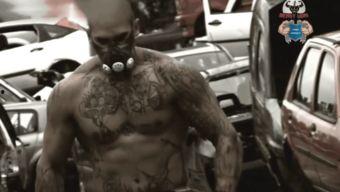 欧美健身视频游泳,欧美健身达人教你高效游泳塑形技巧